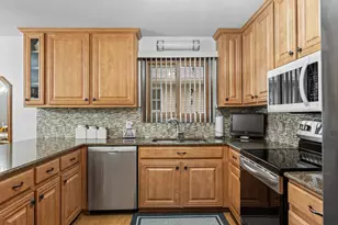 326 5th Street SW, Eyota, MN 55934 - Photo 6