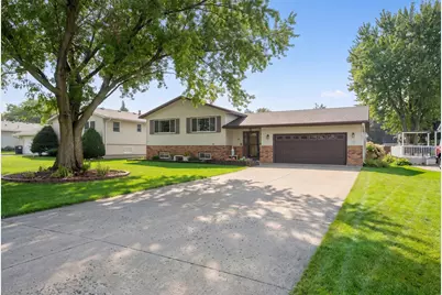 326 5th Street SW, Eyota, MN 55934 - Photo 1