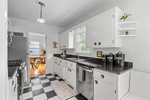 812 Nebraska Ave E, Saint Paul, MN 55106 - Photo 10