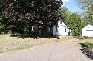 2466 Dale St N, Roseville, MN 55113 - Photo 4