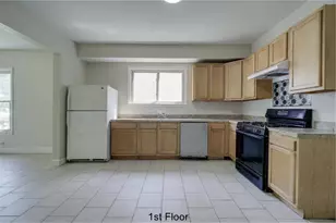 4653 Bryant Ave N, Minneapolis, MN 55412 - Photo 24