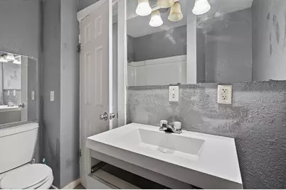 4653 Bryant Avenue N, Minneapolis, MN 55412 - Photo 20