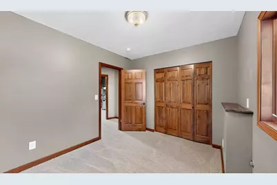 1419 Glendale Hills Drive NE, Rochester, MN 55906 - Photo 32