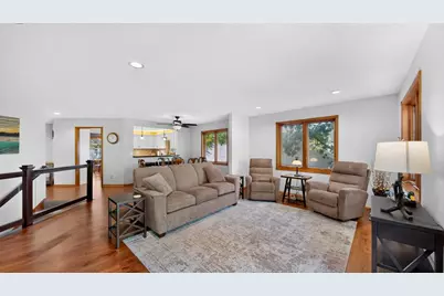 1419 Glendale Hills Drive NE, Rochester, MN 55906 - Photo 10