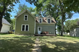 117 S Harold St, Ivanhoe, MN 56142 - Photo 1