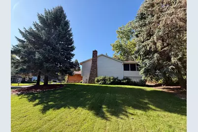 4615 Parkridge Drive, Eagan, MN 55123 - Photo 4