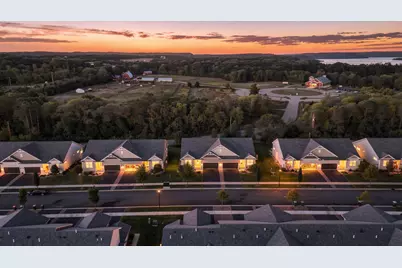 1584 Southpoint Drive, Hudson, WI 54016 - Photo 12