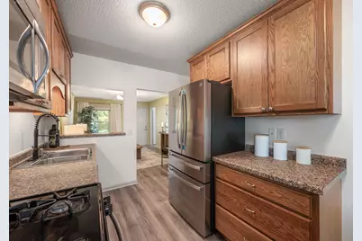 1009 Humboldt Avenue, West Saint Paul, MN 55118 - Photo 16