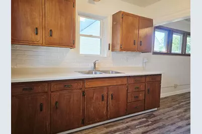 609 9th Avenue SW, Austin, MN 55912 - Photo 10