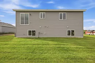 110 Woolgrass Wy, Avon, MN 56310 - Photo 24