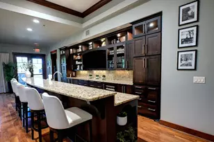 8752 Lake Riley Dr, Chanhassen, MN 55317 - Photo 46