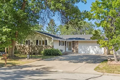 9920 36th Place N, Plymouth, MN 55441 - Photo 2