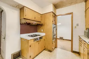 1084 Gorman Ave, West Saint Paul, MN 55118 - Photo 8