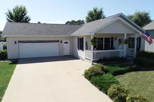 532 Elliot Dr SE, Grand Meadow, MN 55936 - Photo 1