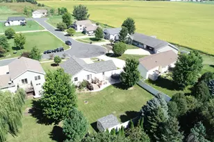 532 Elliot Dr SE, Grand Meadow, MN 55936 - Photo 40