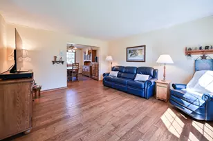 12892 Essex Way, Apple Valley, MN 55124 - Photo 4