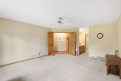 5611 Dunlap Avenue N, Shoreview, MN 55126 - Photo 22