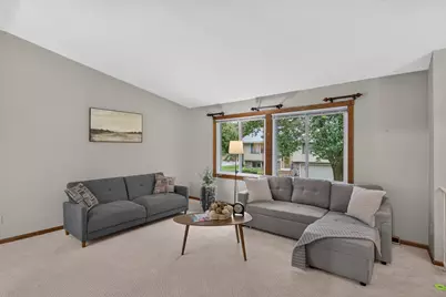 403 98th Avenue NE, Blaine, MN 55434 - Photo 4