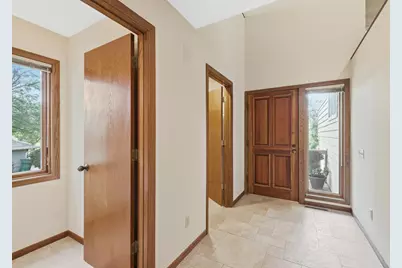 9409 Yukon Avenue S, Bloomington, MN 55438 - Photo 12