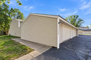 7525 Whitney Dr, Apple Valley, MN 55124 - Photo 1