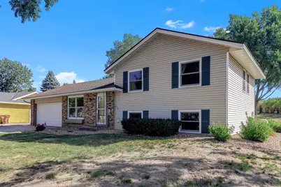 8419 Ivywood Avenue S, Cottage Grove, MN 55016 - Photo 2