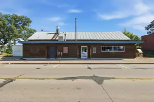 512 Crescent Street SE, Menomonie, WI 54751 - Photo 1