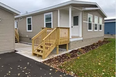 105 NW 4th Avenue, Staples, MN 56479 - Photo 1