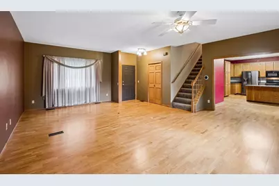 19215 English Avenue, Farmington, MN 55024 - Photo 6
