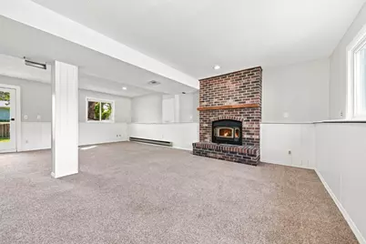 360 Brooks Avenue W, Roseville, MN 55113 - Photo 28