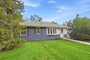 601 114th Ave NW, Coon Rapids, MN 55448 - Photo 2