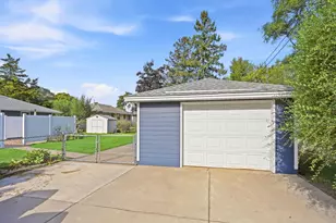 601 114th Ave NW, Coon Rapids, MN 55448 - Photo 40