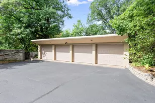 2719 W 28th St, Minneapolis, MN 55416 - Photo 44