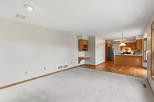 1781 Brighton Trail, Woodbury, MN 55125 - Photo 12