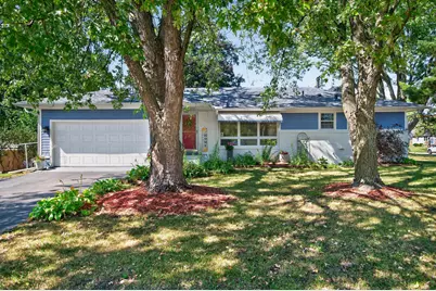 3715 Douglas Drive N, Crystal, MN 55422 - Photo 2