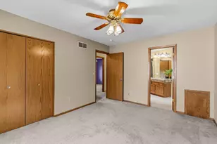 8844 Acadia Rd, Woodbury, MN 55125 - Photo 14