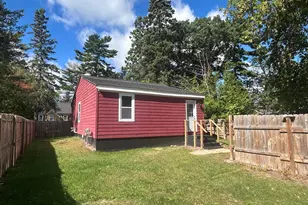 822 NW 7th Ave, Grand Rapids, MN 55744 - Photo 2