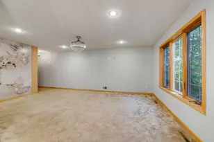 2461 Williams Dr, Burnsville, MN 55337 - Photo 10