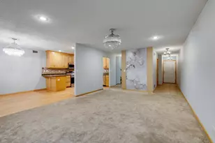 2461 Williams Dr, Burnsville, MN 55337 - Photo 6
