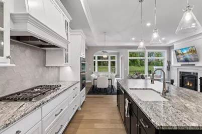 89 Spring Farm Road, North Oaks, MN 55127 - Photo 8