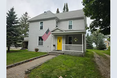 204 Woodland Avenue W, Underwood, MN 56586 - Photo 1