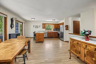 3066 Greenbrier St, Little Canada, MN 55117 - Photo 6