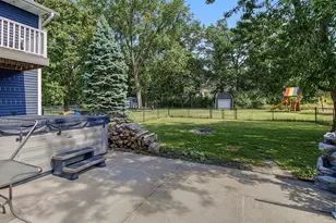 3066 Greenbrier St, Little Canada, MN 55117 - Photo 34