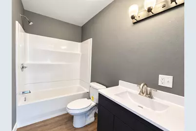 415 E Main Street, Eitzen, MN 55931 - Photo 6