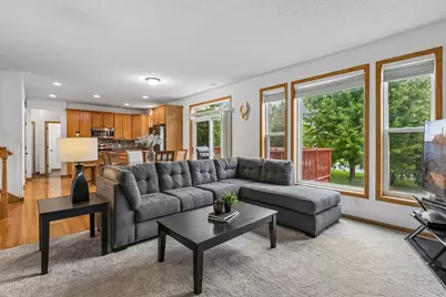 9930 Scott Avenue N, Brooklyn Park, MN 55443 - Photo 4