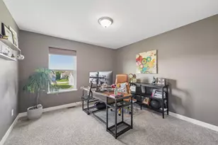 18071 Heirloom Ct, Lakeville, MN 55044 - Photo 28