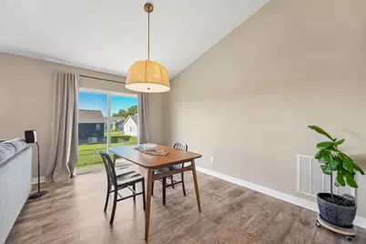 18071 Heirloom Court, Lakeville, MN 55044 - Photo 12