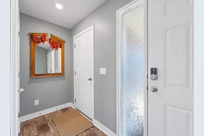 18071 Heirloom Court, Lakeville, MN 55044 - Photo 6