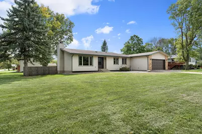 1395 Oakwood Lane, Owatonna, MN 55060 - Photo 2