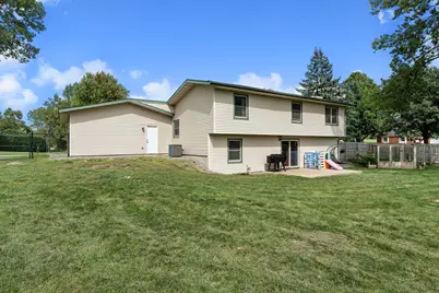 1395 Oakwood Lane, Owatonna, MN 55060 - Photo 30