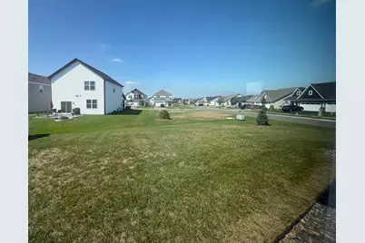 10634 Hinton Avenue S, Cottage Grove, MN 55016 - Photo 2